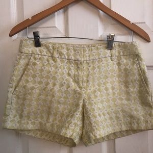Ann Taylor Loft yellow print textured shorts sz 0